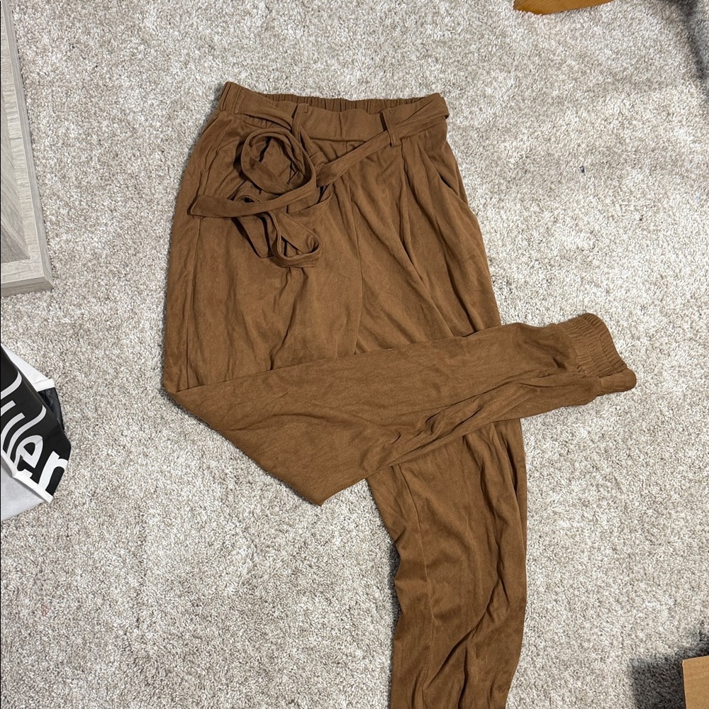 Francesca's Collections Tan High-Waisted Pants